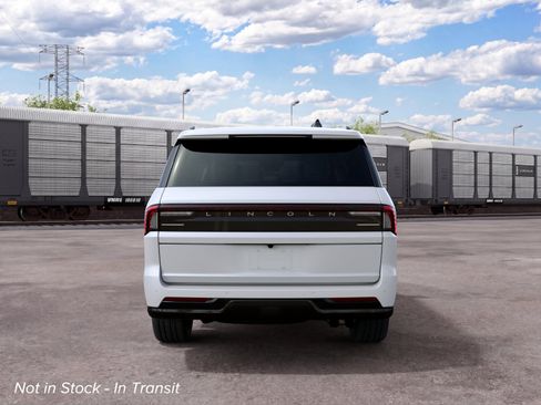 New 2027 Lincoln Navigator L Reserve w/ Jet Appearance Package AWD/4WD image 7