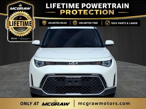 Used 2024 Kia Soul LX w/ Option Group 015 FWD image 2