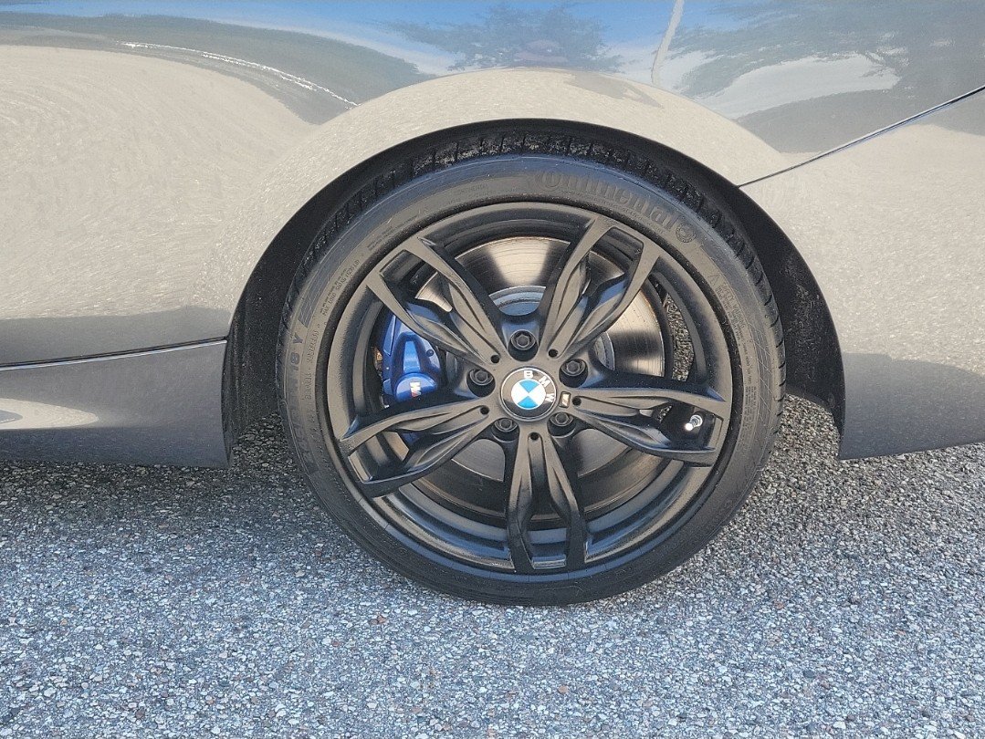 Used 2015 BMW M235i Convertible RWD image 10