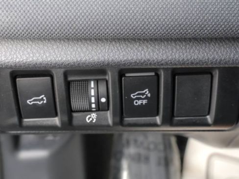 Used 2022 Subaru Outback Premium image 16