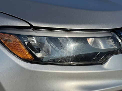 Used 2024 Jeep Compass Limited image 34