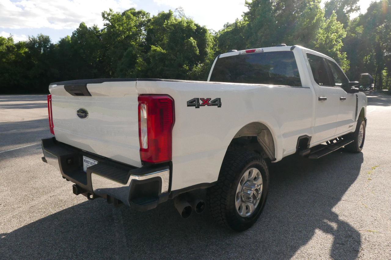 Used 2024 Ford F350 XLT AWD/4WD image 7