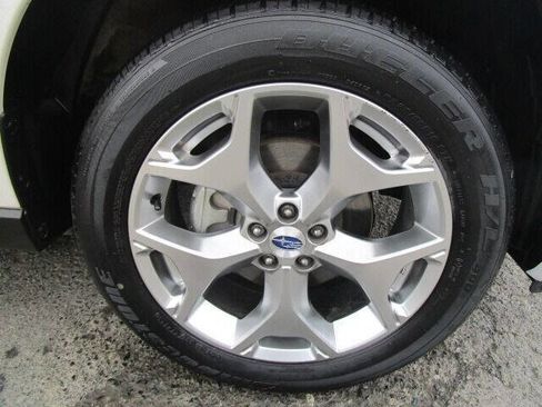 Used 2018 Subaru Forester 2.5i Touring w/ Popular Package #2 image 16