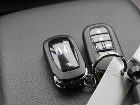 Used 2025 Honda CR-V Sport-L image 19