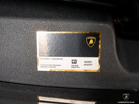 Used 2023 Lamborghini Urus Performante image 7