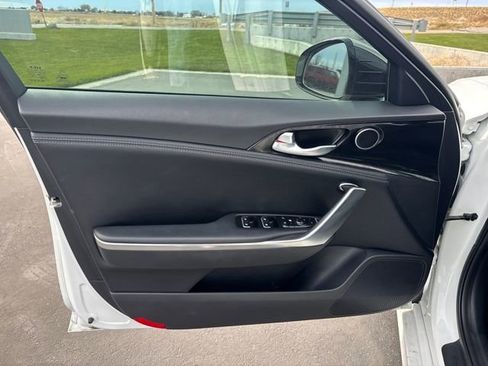 Used 2023 Kia Stinger GT-Line image 10