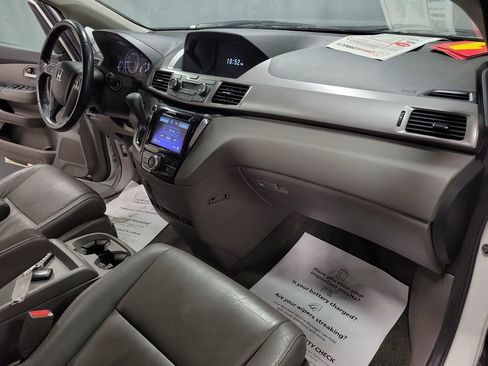 Used 2016 Honda Odyssey EX-L image 25