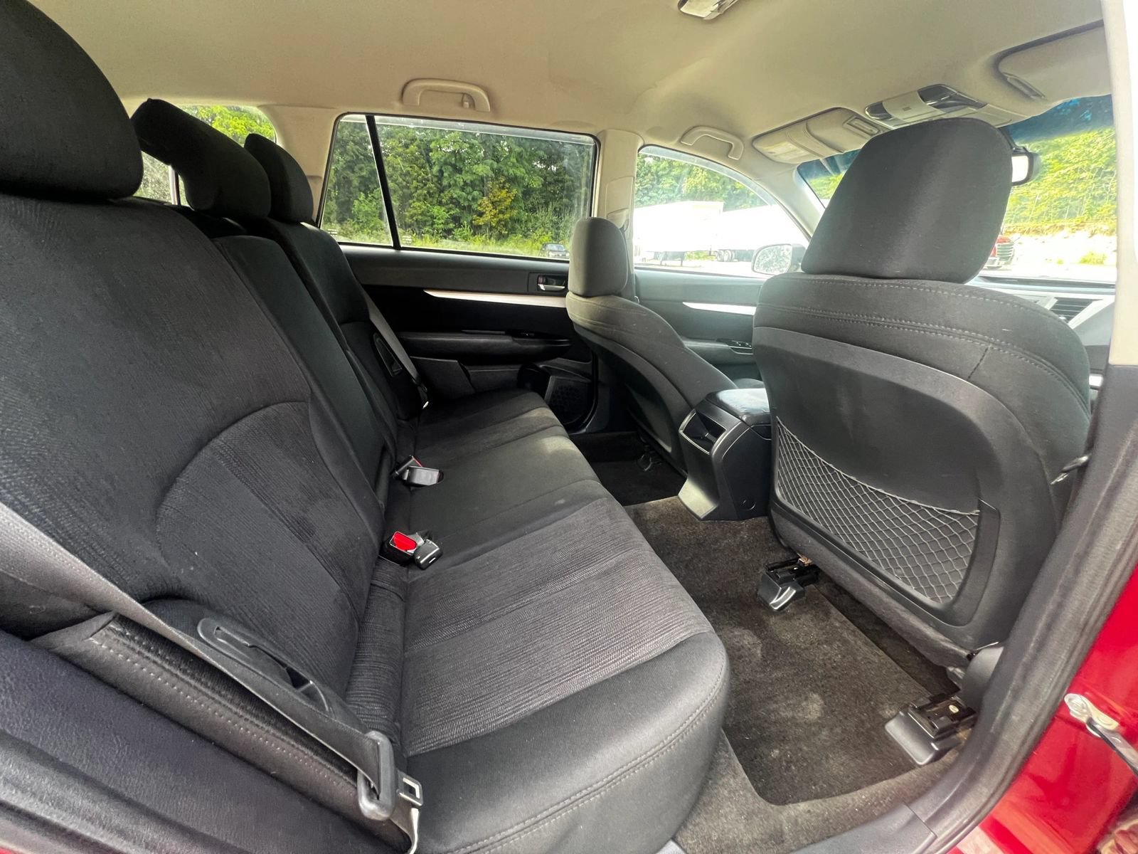 Used 2013 Subaru Outback 2.5i Premium w/ All-Weather Pkg AWD/4WD image 12