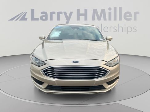 Used 2018 Ford Fusion SE FWD image 8