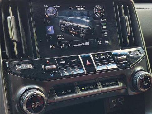 Certified 2024 Lexus LX 600 F Sport AWD/4WD image 15
