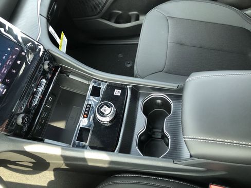 New 2025 Jeep Grand Cherokee Laredo X w/ Luxury Tech Group I image 18