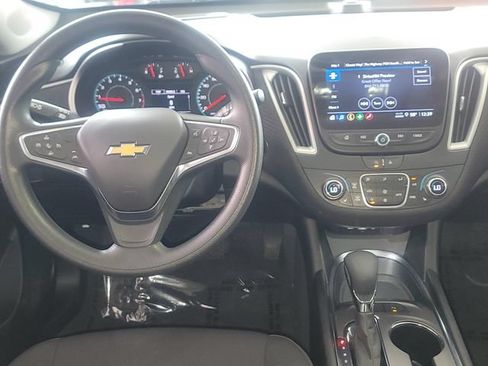 Used 2024 Chevrolet Malibu LT FWD image 14