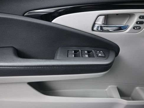 Used 2022 Honda Pilot Touring image 29