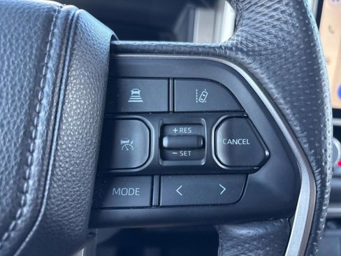 Used 2025 Toyota Tundra Limited image 15