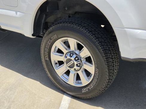 Used 2022 Ford F250 Platinum AWD/4WD image 15
