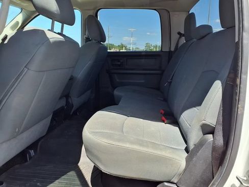 Used 2014 RAM 2500 Tradesman w/ Chrome Appearance Group AWD/4WD image 16