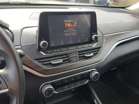 Used 2023 Nissan Altima 2.5 SV image 30