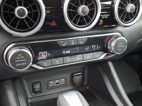 Used 2025 Nissan Sentra SV w/ All-Weather Package image 15