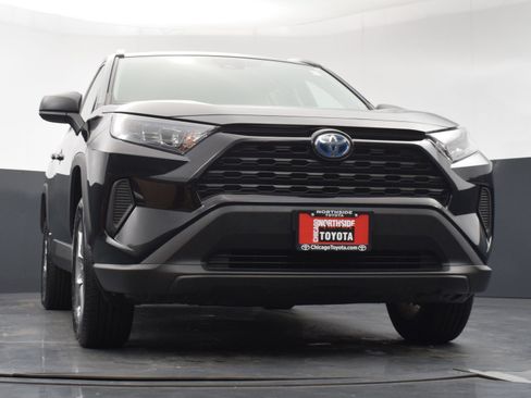 Used 2022 Toyota RAV4 LE AWD/4WD image 28