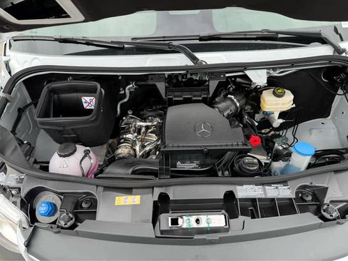 New 2025 Mercedes-Benz Sprinter 2500 image 5