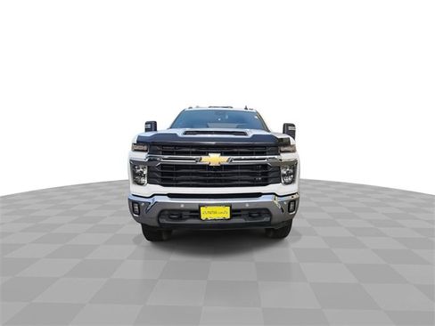 Certified 2025 Chevrolet Silverado 2500 LT w/ Texas Edition image 3