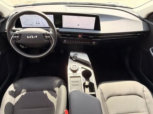 Used 2024 Kia EV6 Light RWD image 13