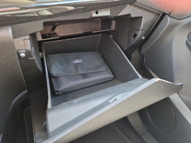 Used 2017 Ford Escape Titanium FWD image 18