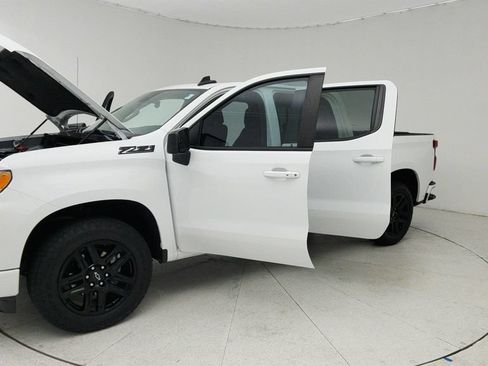 Used 2023 Chevrolet Silverado 1500 RST w/ Texas Edition Plus AWD/4WD image 10