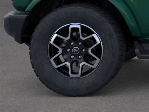 New 2025 Ford Bronco Outer Banks image 21