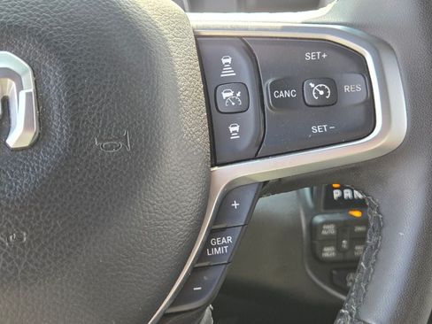 Used 2025 RAM 1500 Big Horn AWD/4WD image 34