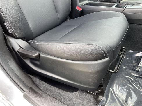 Used 2014 Subaru Crosstrek 2.0i Limited AWD/4WD image 3