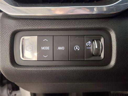 Used 2026 GMC Acadia Elevation w/ Elevation Premium Package AWD/4WD image 26