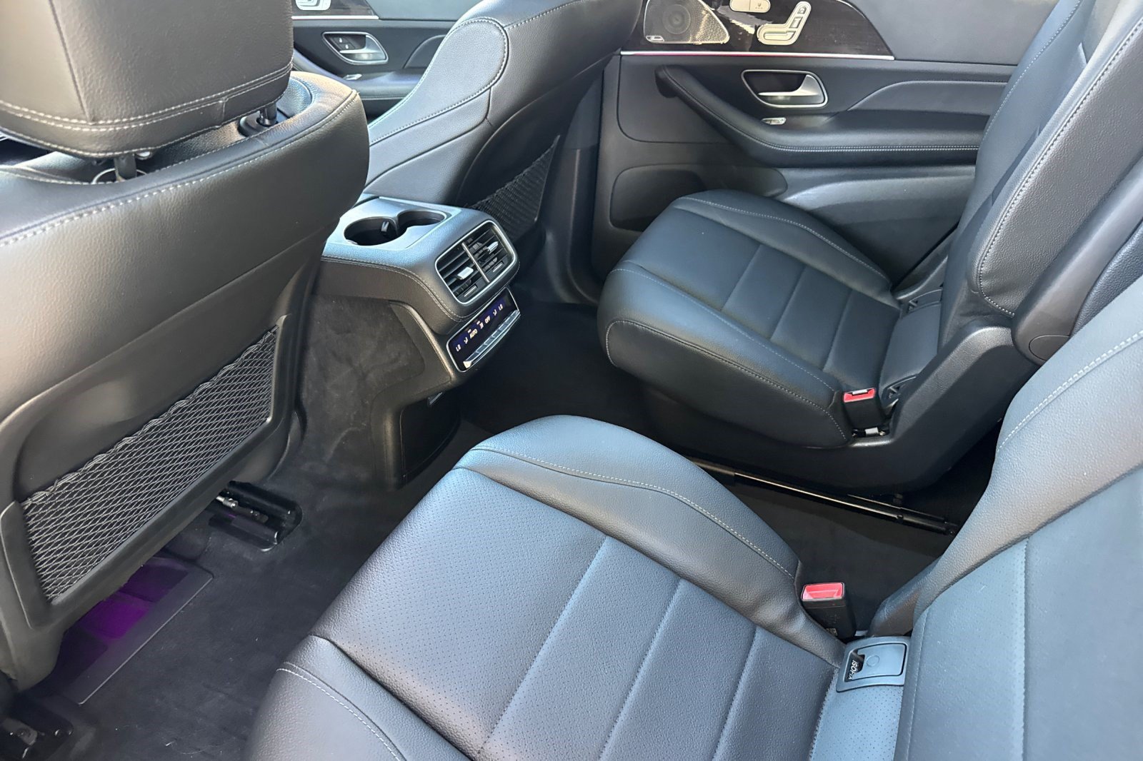 Used 2022 Mercedes-Benz GLS 450 4MATIC image 27