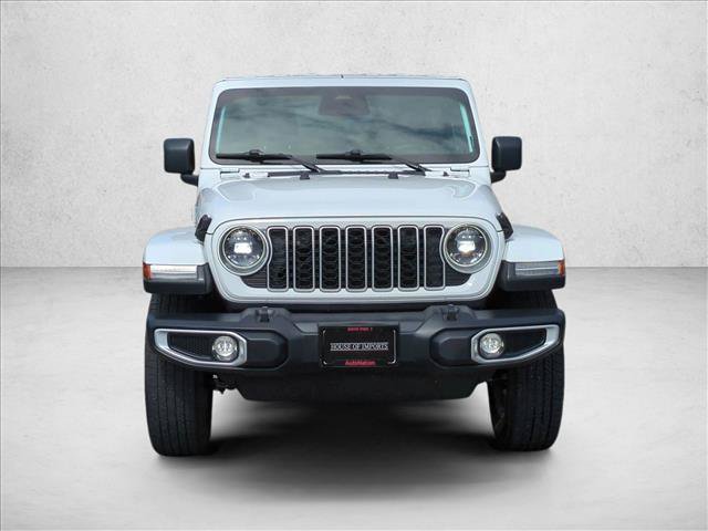 Used 2026 Jeep Wrangler Unlimited Sahara AWD/4WD image 2