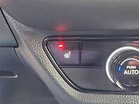 Certified 2025 Honda HR-V Sport image 9