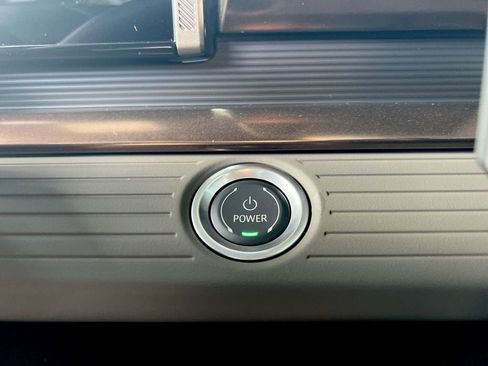 New 2025 GMC Hummer EV 2X image 40