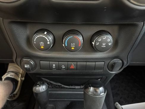Used 2011 Jeep Wrangler Unlimited Sport AWD/4WD image 18