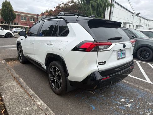 Used 2024 Toyota RAV4 XSE w/ Premium Package AWD/4WD image 2