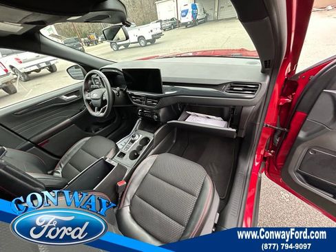 Used 2025 Ford Escape ST-Line Elite image 26