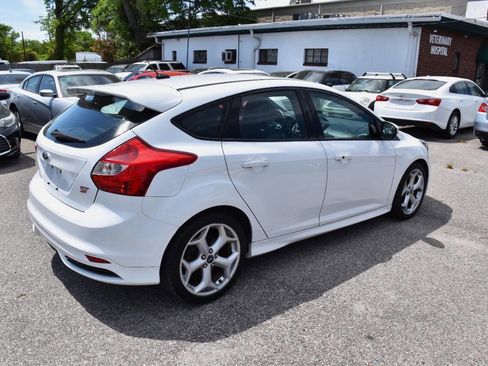 Used 2014 Ford Focus ST w/ Equipment Group 202A image 6