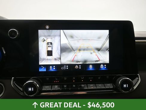 Used 2024 Chevrolet Colorado ZR2 w/ ZR2 Convenience Package III image 30