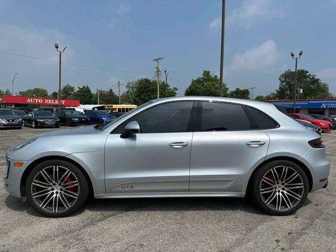 Used 2017 Porsche Macan GTS AWD/4WD image 36