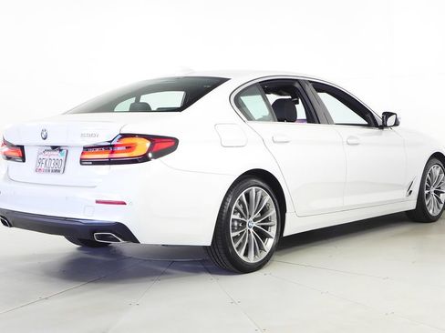 Used 2023 BMW 530i w/ Convenience Package RWD image 7