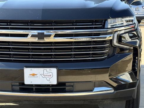 Used 2021 Chevrolet Tahoe LT w/ Rear Media and Nav Package image 8