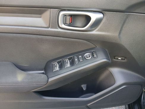 Used 2024 Honda Civic Sport image 11