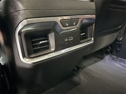 Certified 2025 GMC Sierra 2500 Denali Ultimate w/ Max Trailering Package image 18