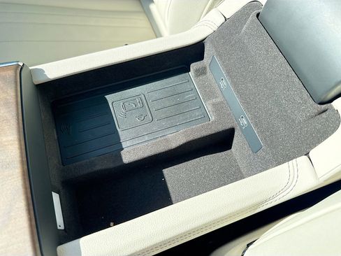 Used 2024 Audi A6 Premium Plus image 30