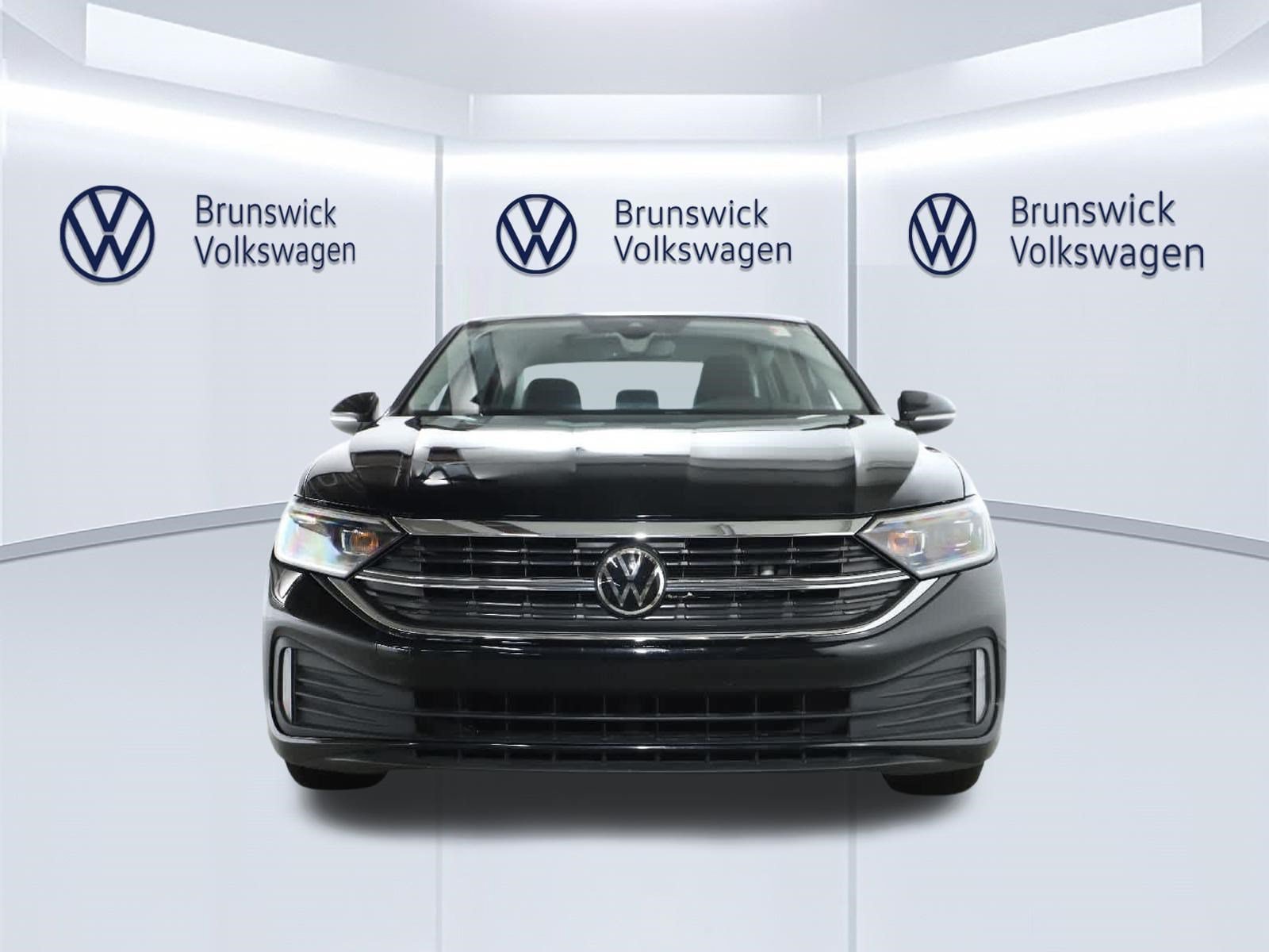 Used 2024 Volkswagen Jetta SEL FWD image 5