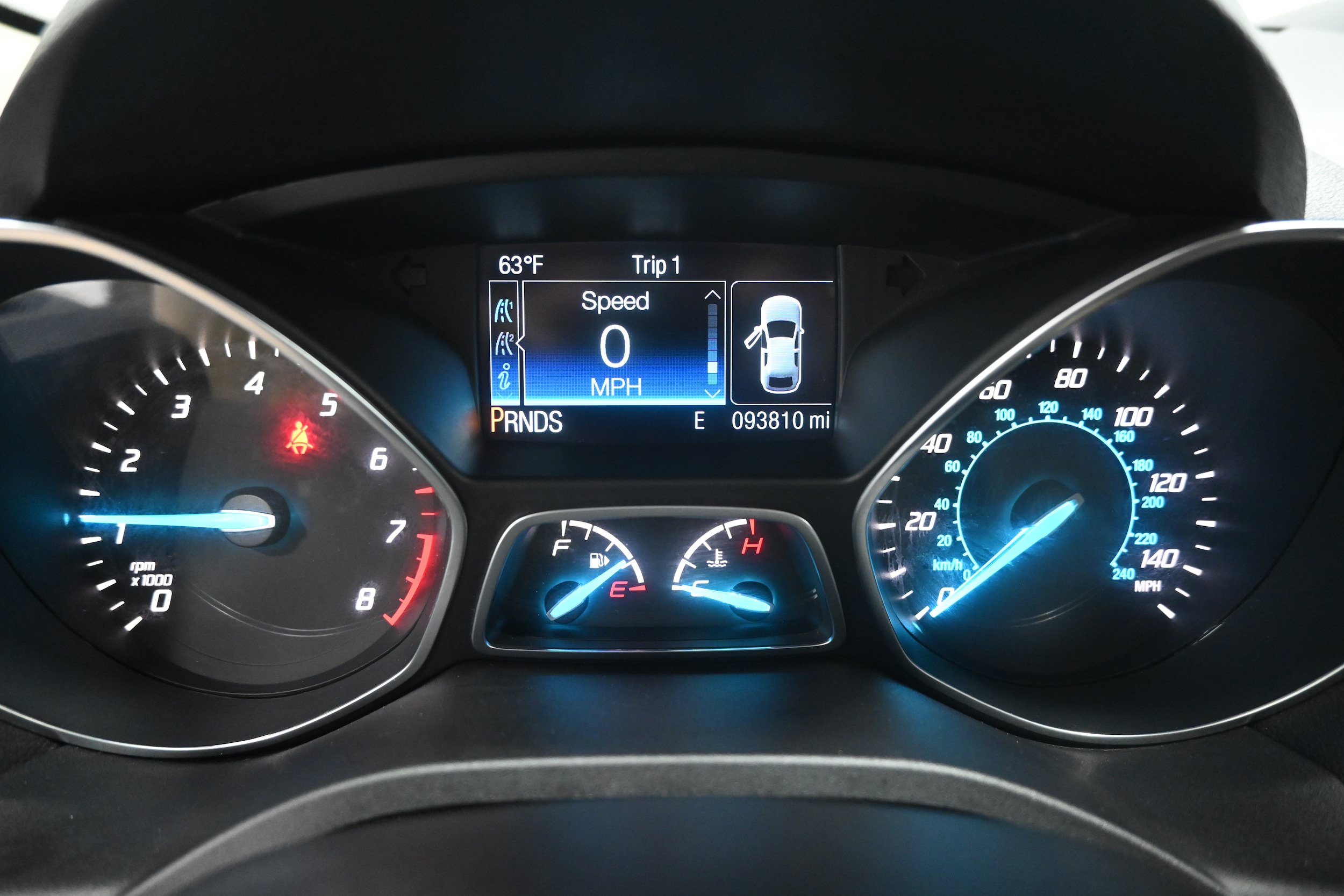 Used 2015 Ford Escape Titanium w/ Equipment Group 301A AWD/4WD image 8