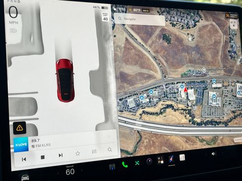 Used 2023 Tesla Model Y Long Range AWD/4WD image 24